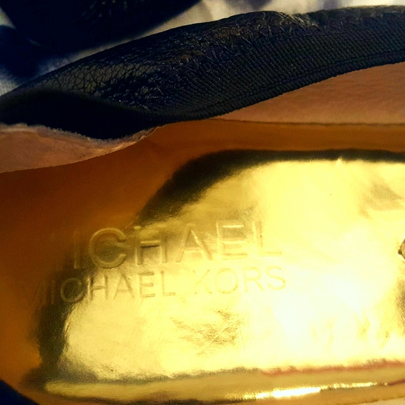 SOLD!! MICHAEL Michael Kors Dixi Ballet Leather - Picture 2 of 6